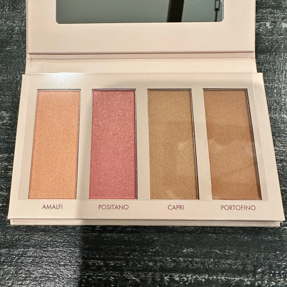 Wander Beauty Riviera Blush and Bronzer Palette